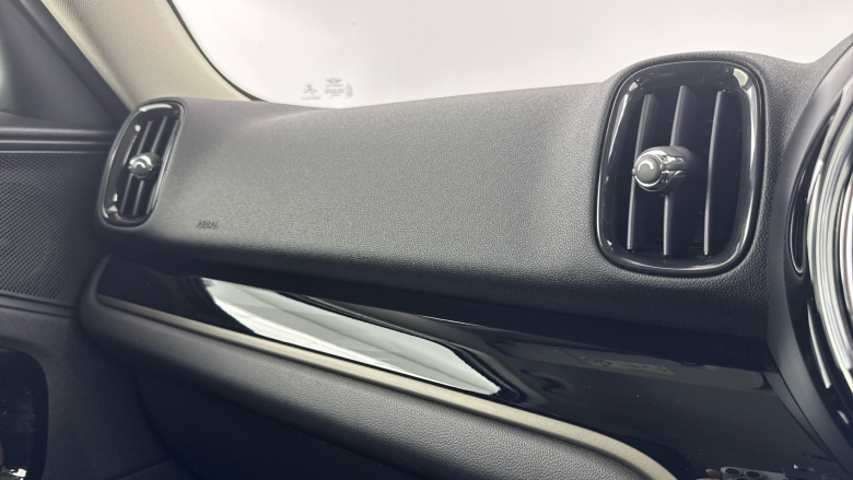 MINI Countryman 1.5 Cooper S E Classic ALL4 PHEV 5dr Auto Hatchback